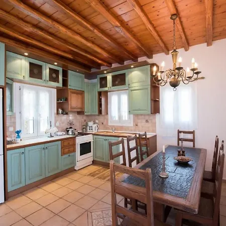 Victoria With Sea View And Two Private Pools فيلة فتيليا