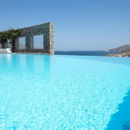 Victoria With Sea View And Two Private Pools Villa *